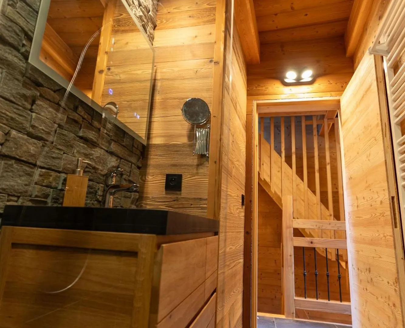 Le Chalet Des Sommets A Briancon Puy-Saint-Pierre 0*,